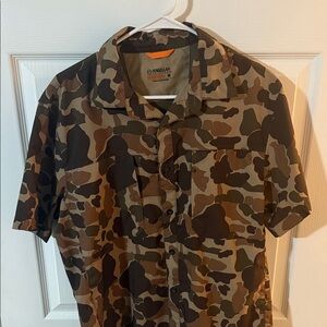 Magellan Outdoors Men's Brown and Tan Camo Shirt